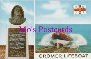 Norfolk Postcard - Cromer Lifeboat Launch, Henry Blogg Memorial  RS37959