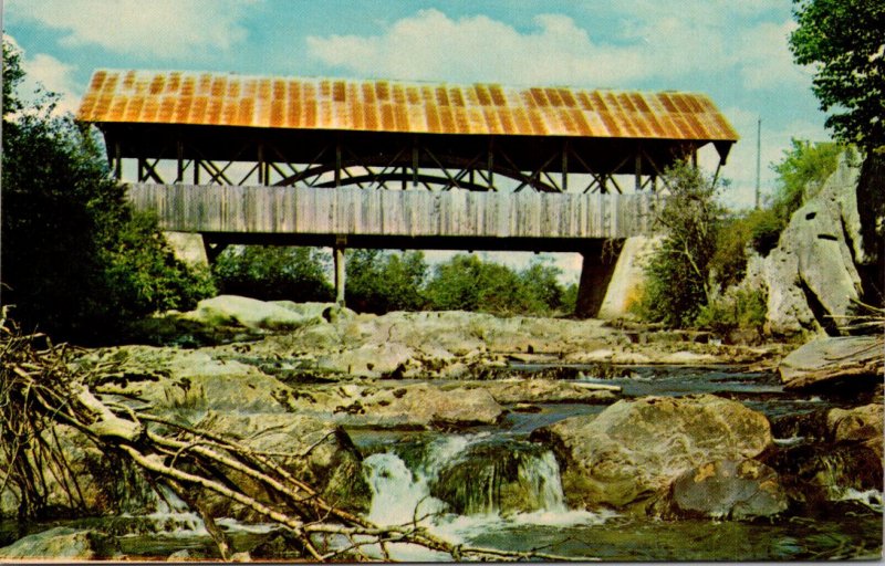 Covered Bridges Hapy Corner Covered Bridge Pittsburg New Hampshire