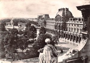 Perspective sur le Jardin des Tuileries Paris France Unused 