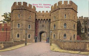 uk709 henry VII gateway windsor  uk