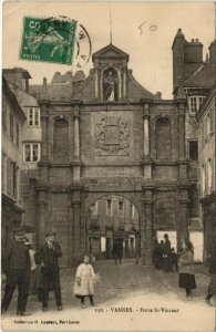 CPA VANNES-Porte St-Vincent (27536)