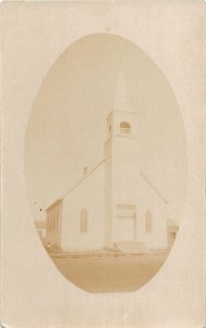 G76/ Hendley New Brunswick Canada RPPC Postcard c10 Methodist Church