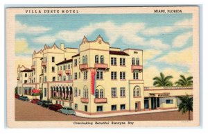 MIAMI, FL Florida ~Roadside Street Scene VILLA D'ESTE HOTEL c1940s Cars Postcard