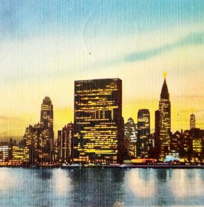NYC Midtown Skyline Postcard United Nations Building New York c1930s DWS5D