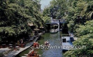 Restaurant & Boats, San Antonio River - Texas TX  