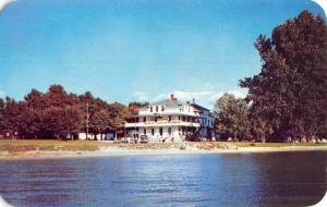 Onekama Michigan Sprengers Lakeview Resort Vintage Postcard K52614