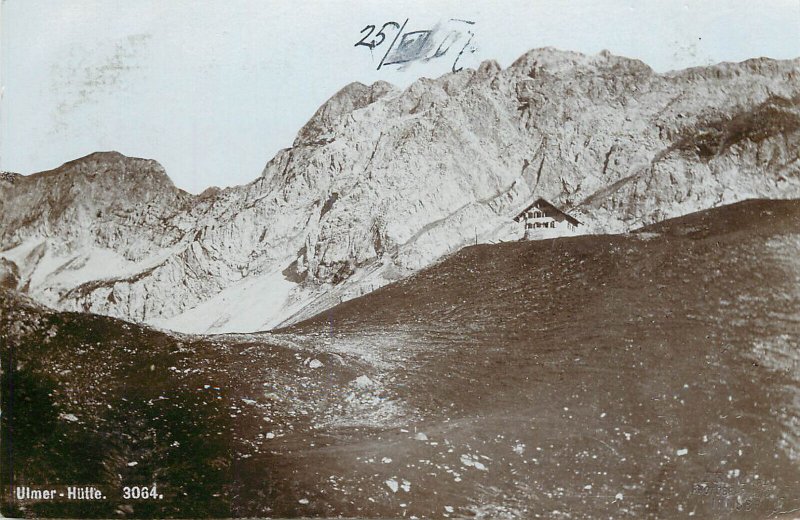 Austrian Alps mountaineering Ulmer Hutte Ulm refuge hut photo Fritz Gratl