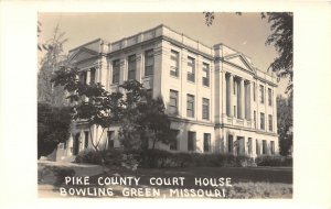 H87/ Bowling Green Missouri RPPC Postcard c50s Pike County Court House 144