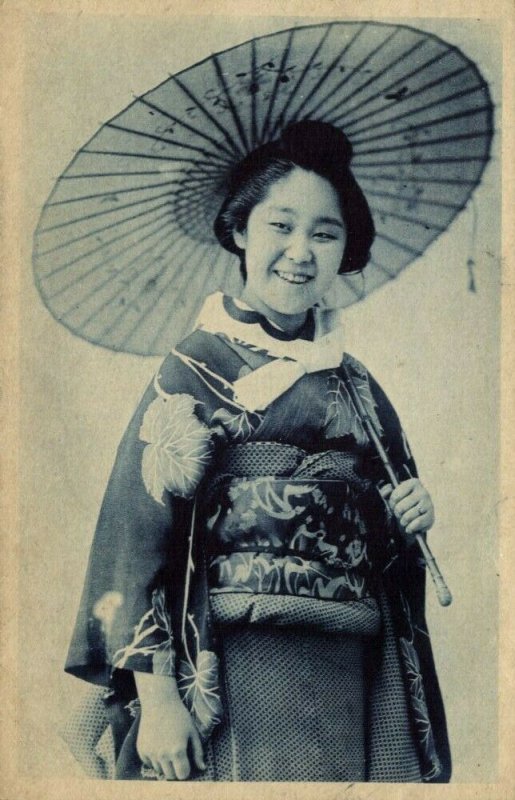 japan, Beautiful Geisha Lady with Parasol (1910s) Postcard