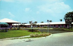 Georgia Brunswick Palms Hotel Court