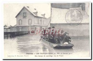 COPYRIGHT Troyes Floods 22 23 January 1910 of a street Voyer lifeboat