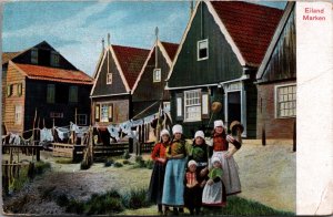 Netherlands Eiland Marken Vintage Postcard C044