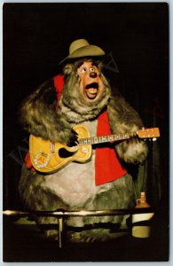 c1970s Walt Disney World, Fla Country Bear Jamoboree Anthropomorphic Big Al A201