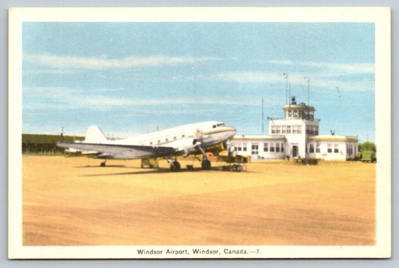 Windsor Airport  Windsor, Canada - Postcard