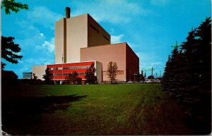 VINTAGE POSTCARD HYDRO-ELECTRIC GENERATING STATION AT TRACY QUEBEC CANADA