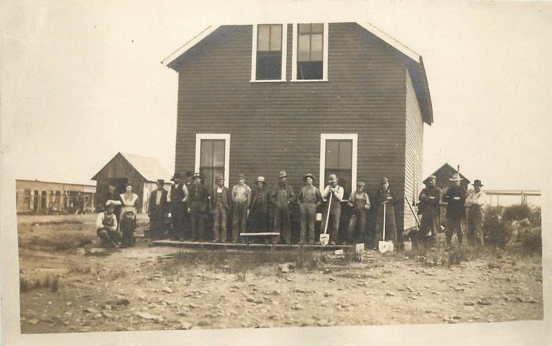 1907-1920 Real Photo PC; Family & Working Men at New House on the Prairie, US