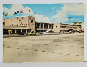 BAHRAIN AIRPORT VIEW BAHREIN 1960s-70s Postcard O9 