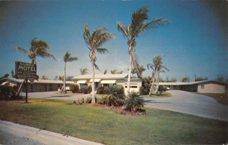 Everglades Florida Illinois Motel Street View Vintage Postcard K107192