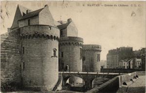 CPA AK NANTES - Entrée du Chateau C. L. C (650502)