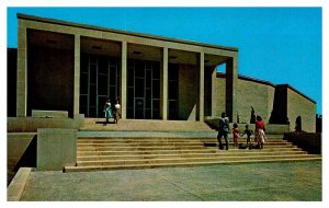 Postcard LIBRARY SCENE Independence Missouri MO AS0706