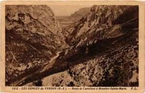 CPA Les Gorges du Verdon Route de CASTELLANE a Moustier-Sainte Marie (683829)
