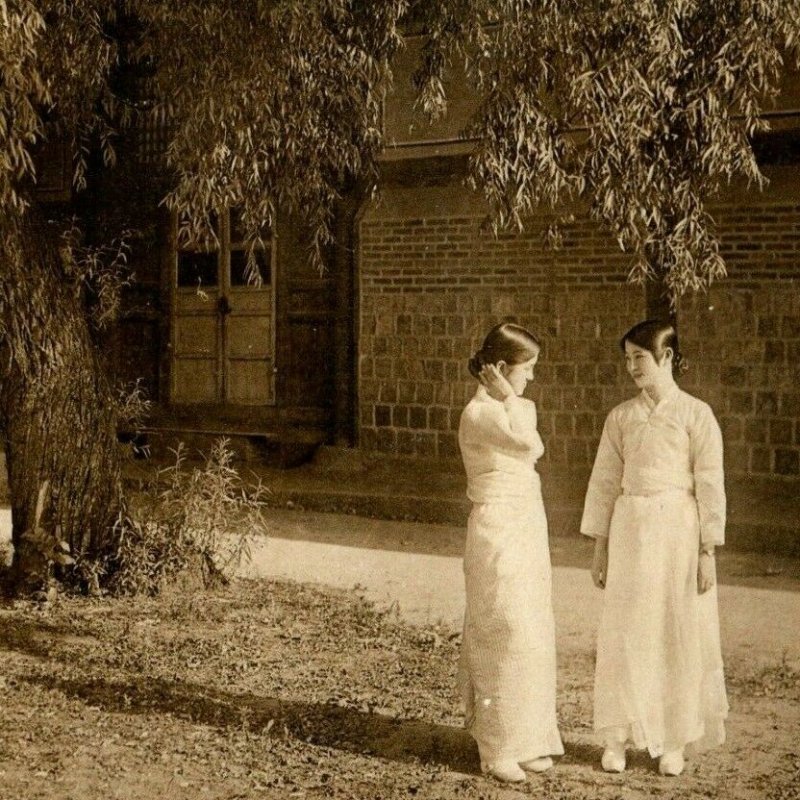 C. 1910-20's Kiisan Korean Railways of Chosen Girls RPPC Vintage Postcard Z1