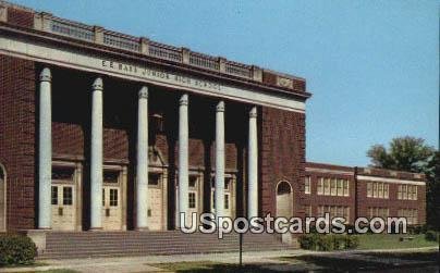 EE Bass Junior High School in Greenville, Mississippi