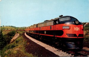 Trains Bessemer and Lake Erie Railroad Company Diesel locomotive 725