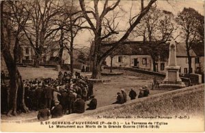 CPA St-GERVAIS-D'Auvergne - La Terrasse de l'Église monument aux morts (72665)