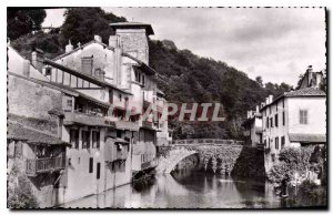Postcard Old Saint Jean Pied de Port (BSES Pyr) Old Houses on the Nive