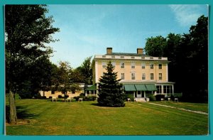 Rhode Island, Wakefield - Larchwood Inn - [RI-174]