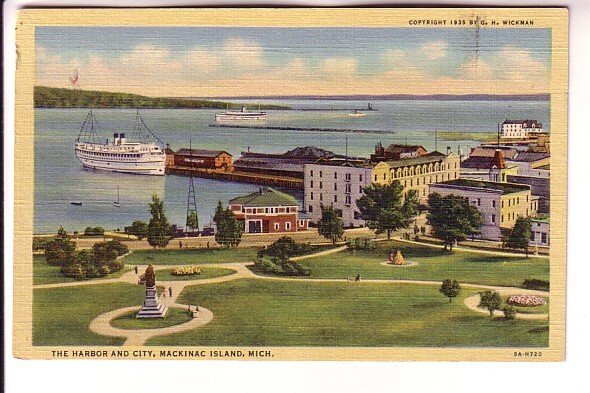 The Harbor and City, Boats, Mackinac Island, Michigan,