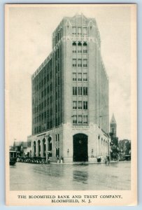 1940 Bloomfield New Jersey Vintage Postcard Bank Trust Company Building Unposted