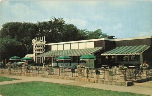 Morton's Restaurant Outer Drive Chicago Illinois Postcard 2T7-123