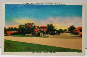 Hot Springs National Park, Arkansas Oaklawn Court on Broadway Postcard D1