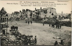 CPA Guerre Militaire PÉRONNE Place de l'Église (808405)