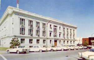 MADISON COUNTY COURT HOUSE, EDWARDSVILLE, ILL circa 1960