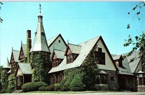 Postcard LIBRARY SCENE Barrington Rhode Island RI AI0152