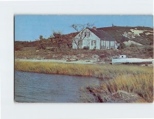 Postcard An Old Cape Cod House, Massachusetts