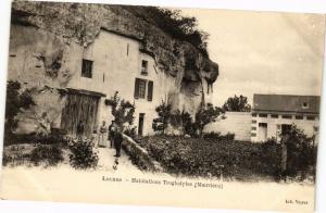 CPA LOCHES - Habitations Troglodytes (Mauviere) (228786)