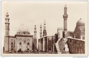 RP: Cairo , Egypt , 00-10s ; The Mosquee Sultan Hassan