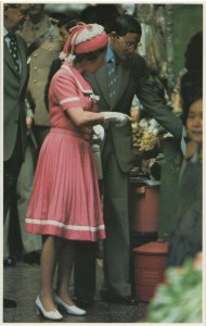 Queen Elizabeth II In Hong Kong Royal Visit 1975 Postcard