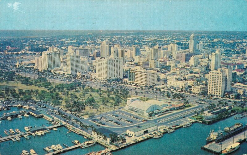 USA View of the skyline of Miami 04.20