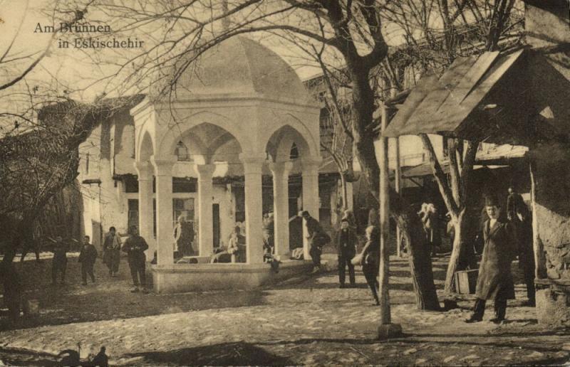 turkey, ESKIŞEHIR ESKISCHEHIR, At the Fountain (1910s) Postcard