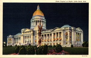 Arkansas Little Rock State Capitol At Night Curteich