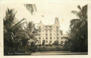 Hawaii Royal Hawaiian Hotel Honolulu RPPC Photo Postcard roadside 21-5082