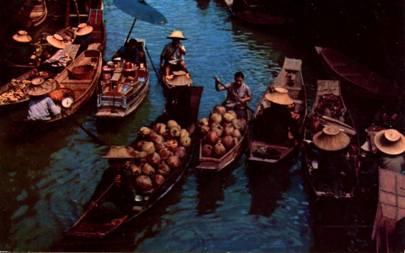 Thailand - Dhonburi. Floating Market at Bangka