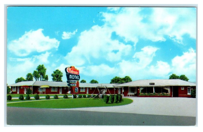 ADAIRSVILLE, Georgia GA ~ Roadside MODERNAIRE MOTEL ca 1950s-60s  Postcard