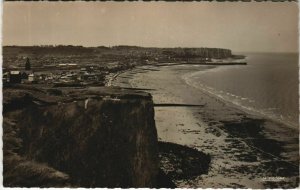 CPA MERS-les-BAINS vue générale et les Falaises (807901)