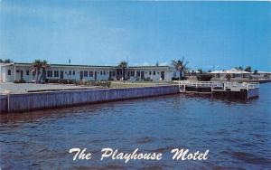 CLEARWATER FLORIDA THE PLAYHOUSE MOTEL~N FT HARRISON AVE~HWY 19 POSTCARD 1960s
